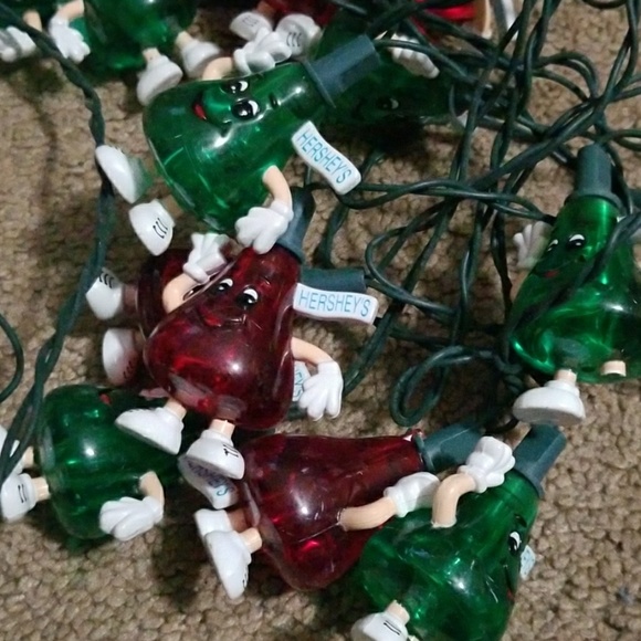 Hershey's Other - Hershey's Kiss Christmas lights Hershey's Other - Hershey's Kiss Christmas lights
